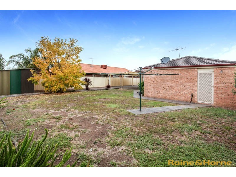 70 Jamieson Terrace, Taylors Hill VIC 3037