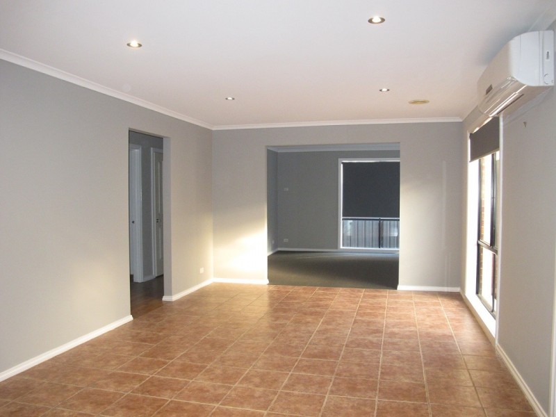 53 Capesthorne Drive, Derrimut VIC 3030