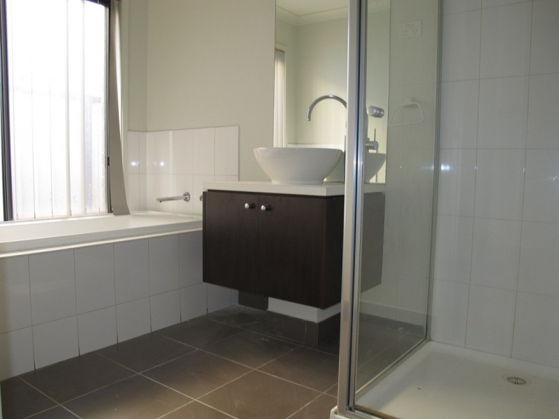 47 Manny Paul Circuit, Burnside Heights VIC 3023