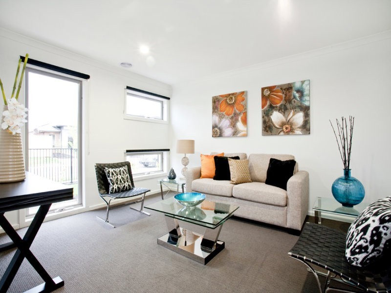 31 Peppermint Grove, Taylors Hill VIC 3037
