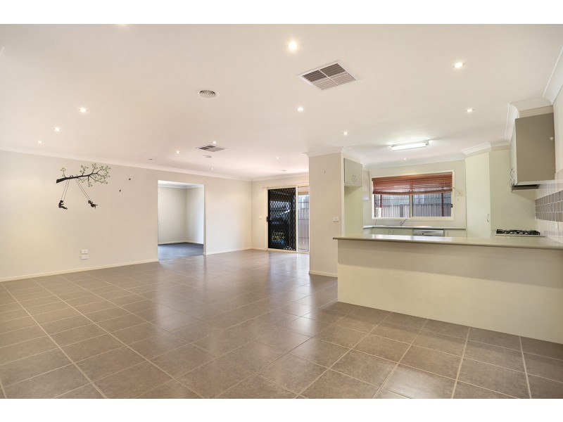 25 Wills Terrace, Burnside Heights VIC 3023