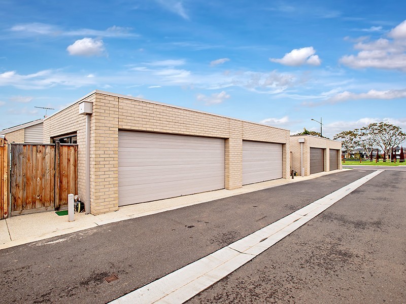 68 Rowling Street, Plumpton VIC 3335
