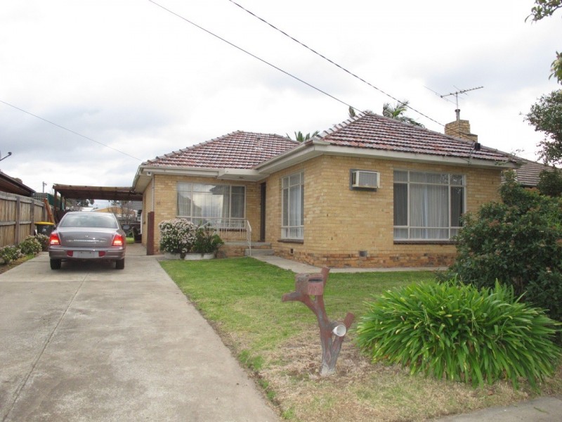 65 Avondale Avenue, St Albans VIC 3021