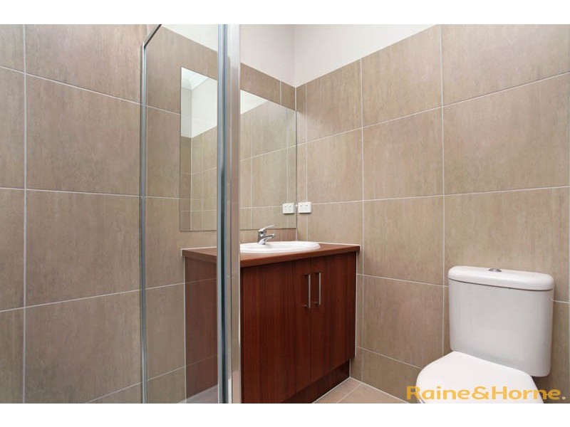 9 Oakwood Road, Albanvale VIC 3021