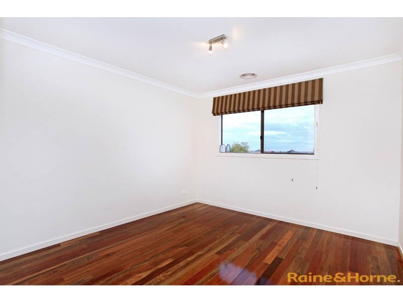 2 Druitt Place, Taylors Hill VIC 3037