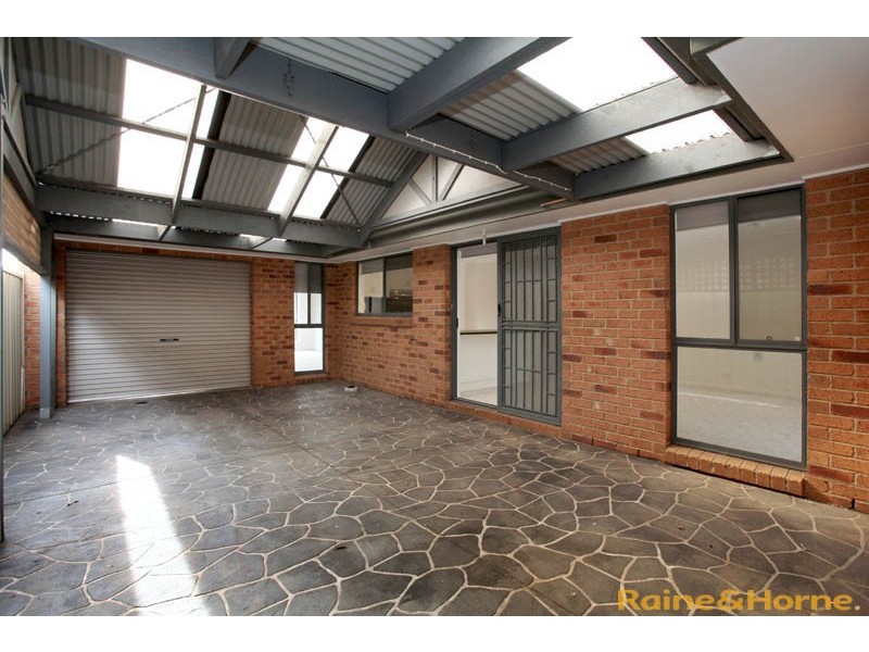 13 Nullarbor Place, Caroline Springs VIC 3023