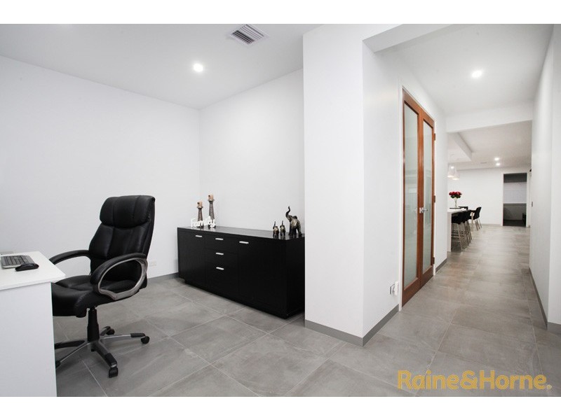 12 The Esplanade, Taylors Hill VIC 3037