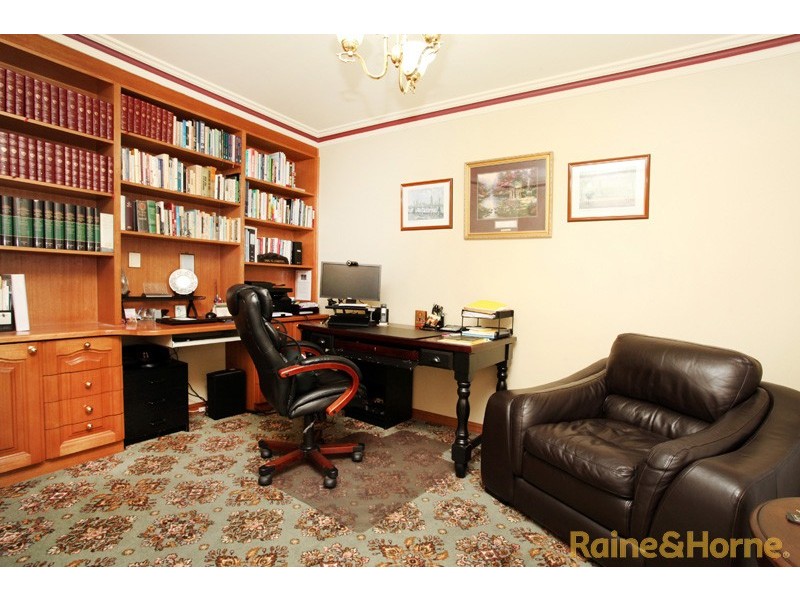 12 King Circuit, Caroline Springs VIC 3023