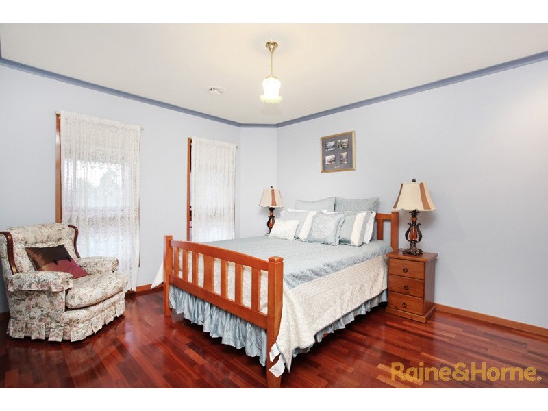 12 King Circuit, Caroline Springs VIC 3023