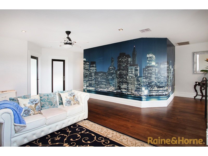 15 The Grange, Caroline Springs VIC 3023