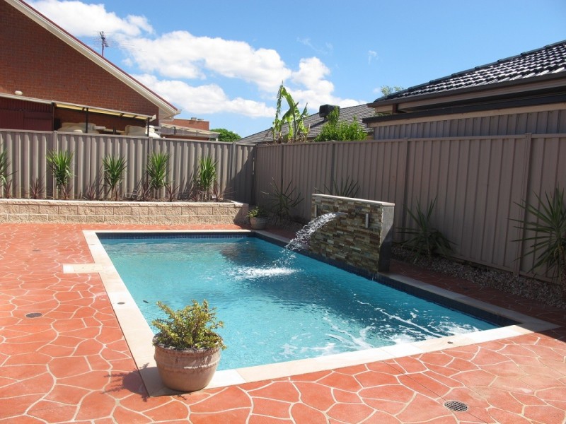 9 Barringo Way, Caroline Springs VIC 3023