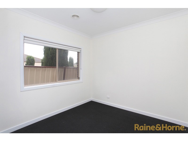 132 Westwood Drive, Burnside VIC 3023