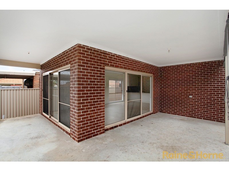 132 Westwood Drive, Burnside VIC 3023