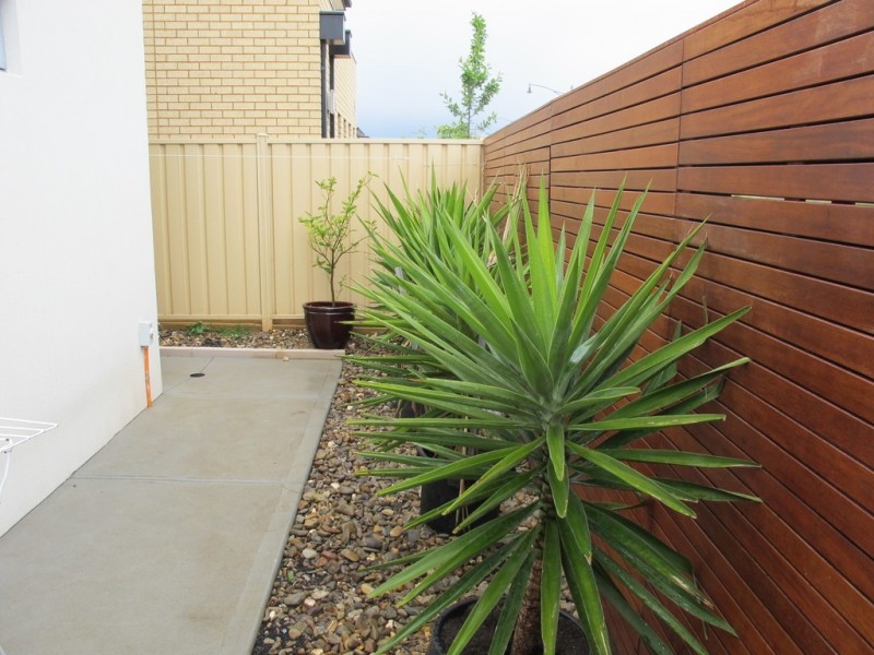 26 Monckton Place, Caroline Springs VIC 3023