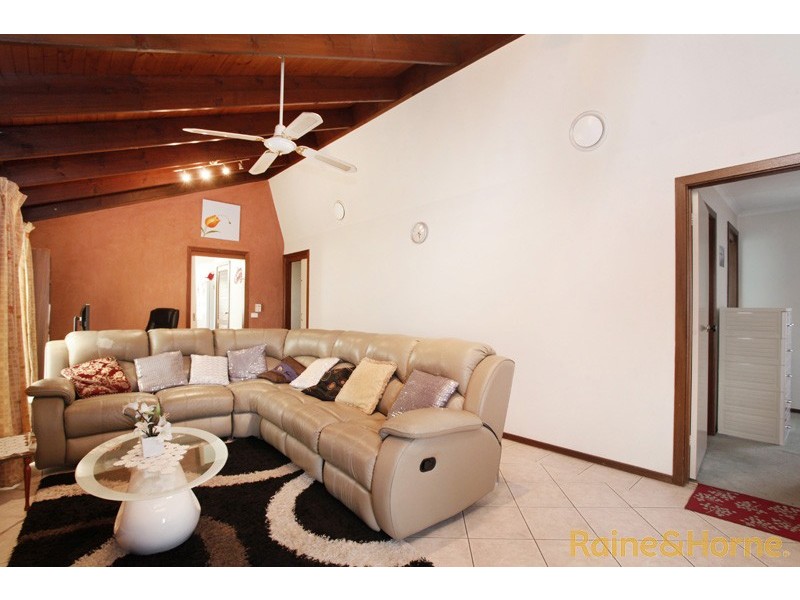 312 Taylors Road, Delahey VIC 3037