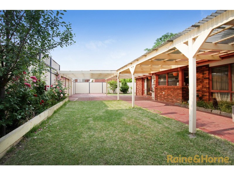 312 Taylors Road, Delahey VIC 3037