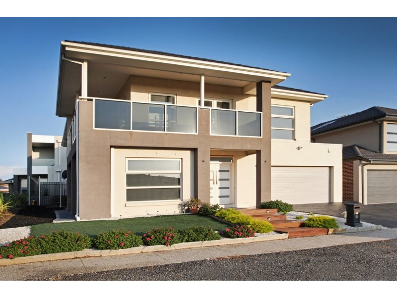 1 Arroyo Place, Caroline Springs VIC 3023