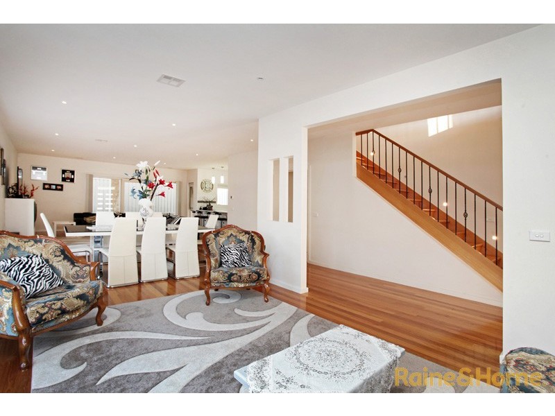 1 Arroyo Place, Caroline Springs VIC 3023