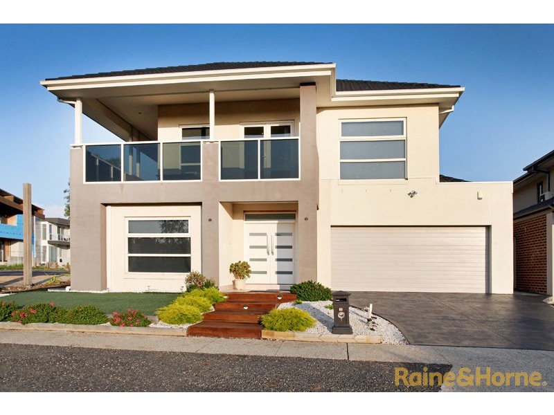 1 Arroyo Place, Caroline Springs VIC 3023