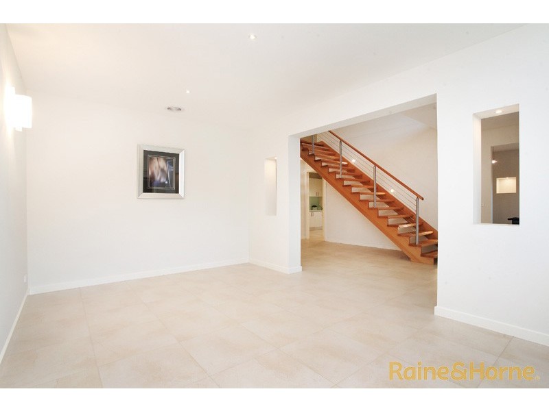 36 George Street, Taylors Hill VIC 3037