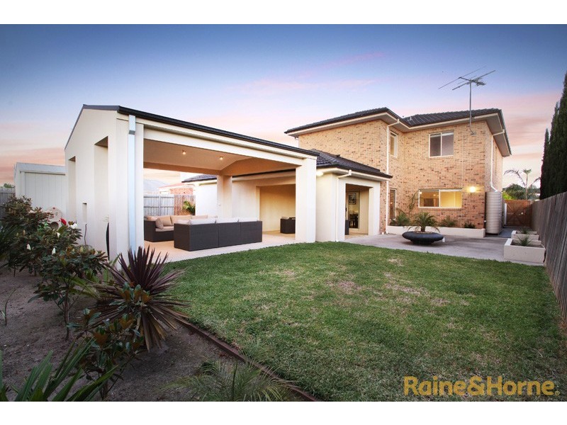 36 George Street, Taylors Hill VIC 3037