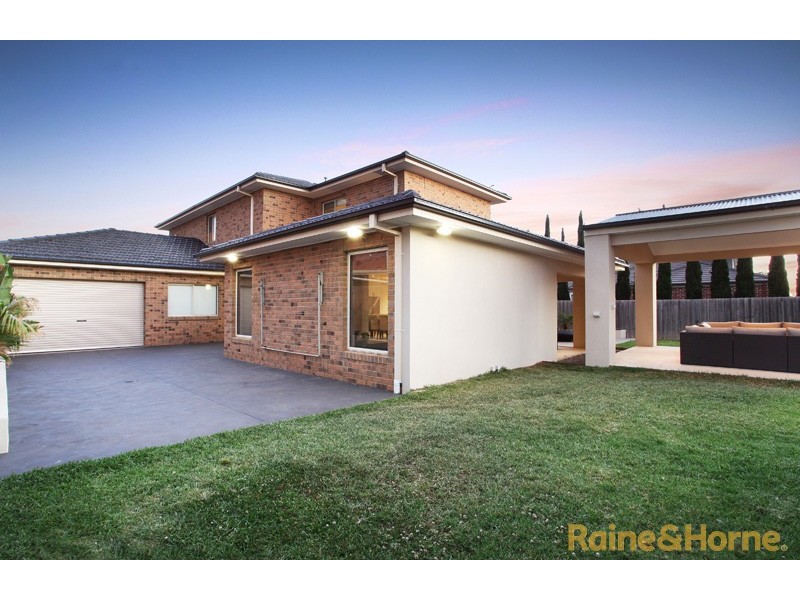 36 George Street, Taylors Hill VIC 3037
