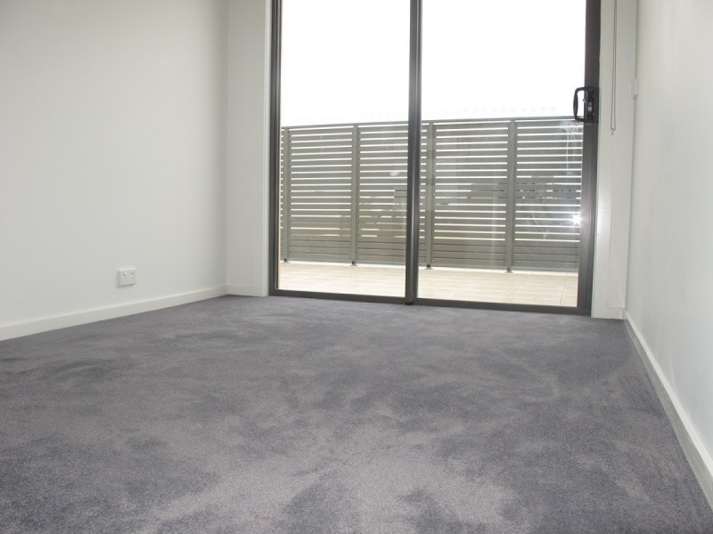 9/8 The Crossing, Caroline Springs VIC 3023