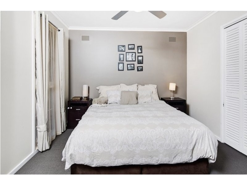 4 Crosbie Court, Sunbury VIC 3429