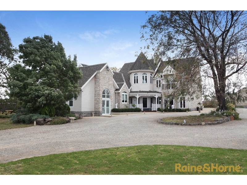 552-554 Leakes Road, Plumpton VIC 3335