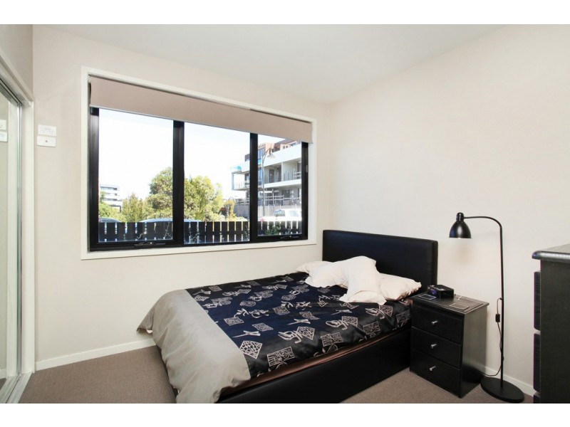 5/11 Monckton Place, Caroline Springs VIC 3023