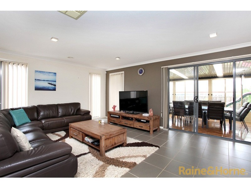 2 Melrome Court, Kurunjang VIC 3337