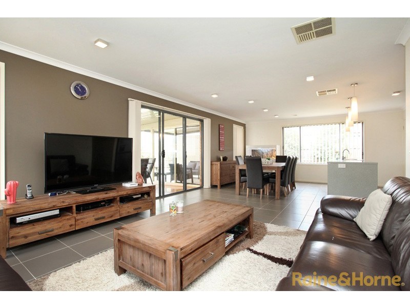 2 Melrome Court, Kurunjang VIC 3337