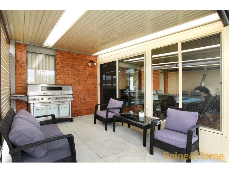 2 Melrome Court, Kurunjang VIC 3337