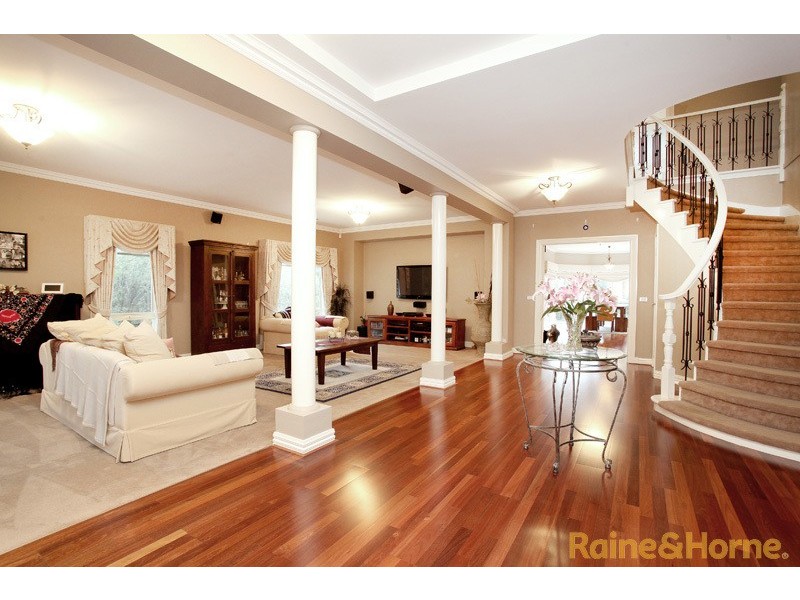 24 Castlewellan Blvd, Hillside VIC 3037