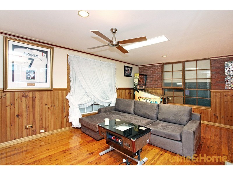 9 Goldsworthy Court, Kings Park VIC 3021