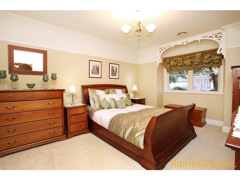 3 Tyrell Walk, Caroline Springs VIC 3023