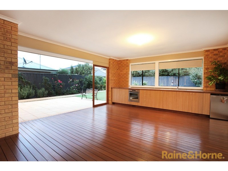 47 George Street, Taylors Hill VIC 3037