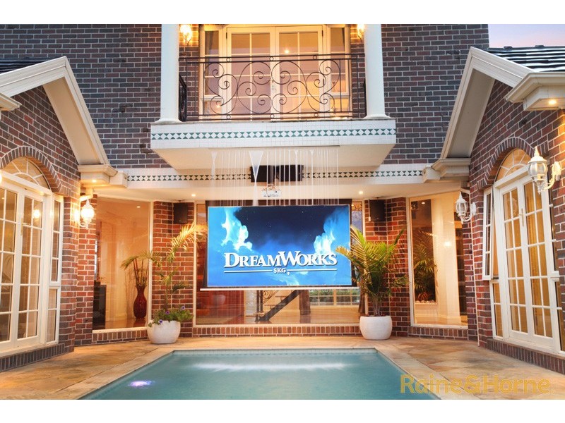 6 Grange Terrace, Taylors Hill VIC 3037