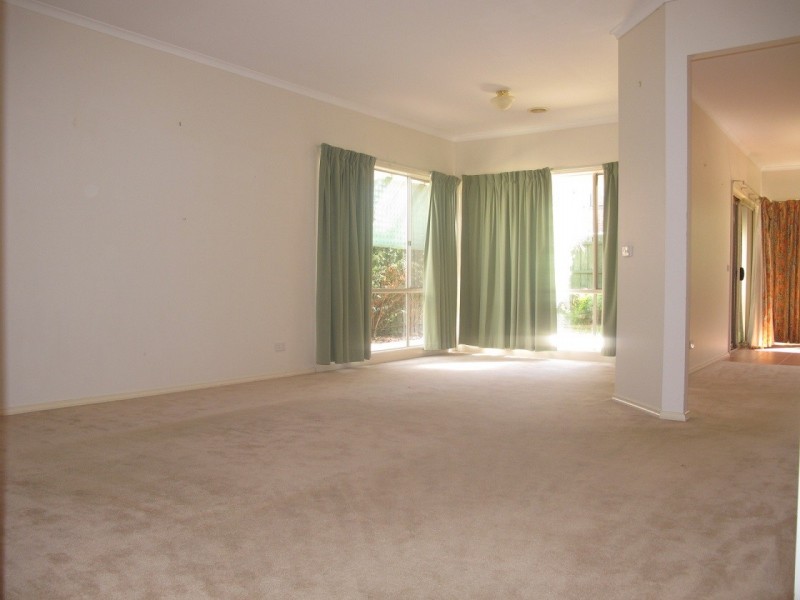 23 Wattletree Drive, Taylors Hill VIC 3037