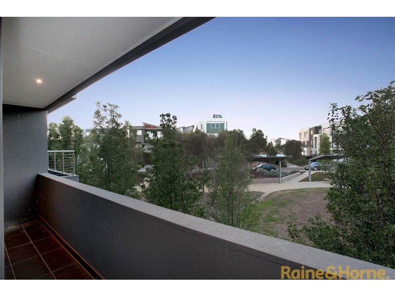 9 Coppin Lane, Caroline Springs VIC 3023