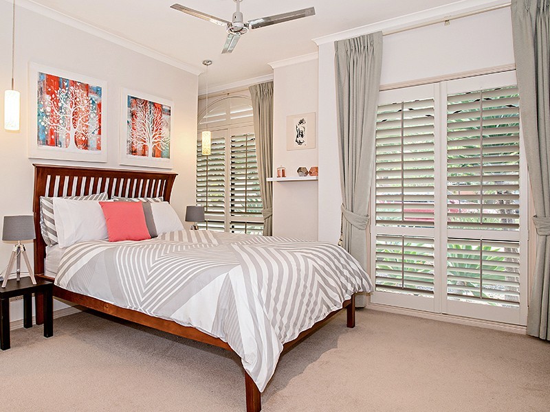 2 Brighton Place, Taylors Hill VIC 3037