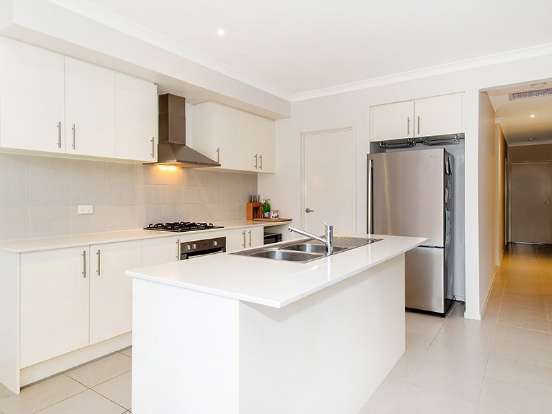 68 Rowling Street, Plumpton VIC 3335