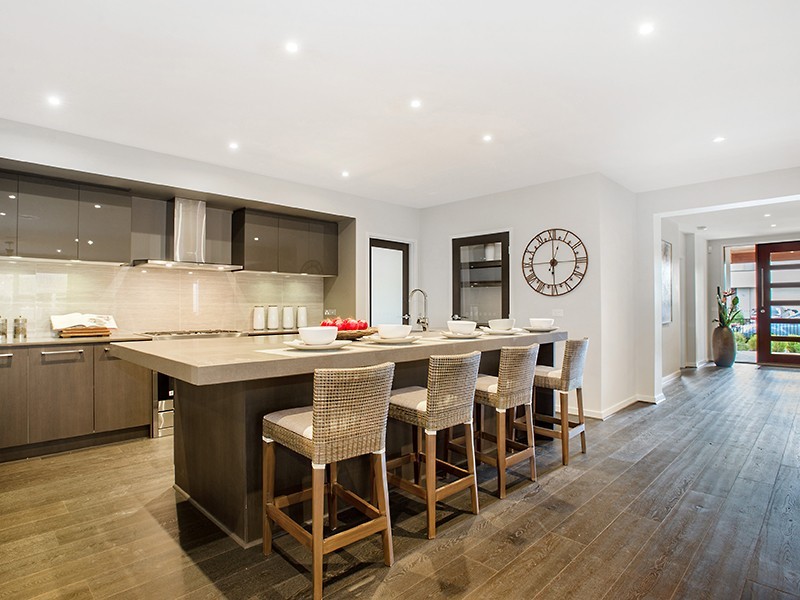 17 Peppermint Grove, Taylors Hill VIC 3037