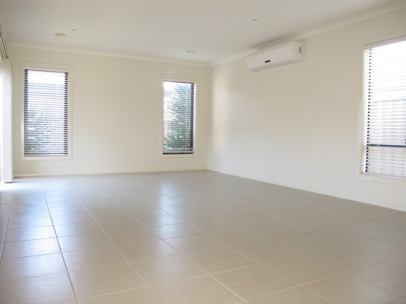 47C The Avenue, Caroline Springs VIC 3023