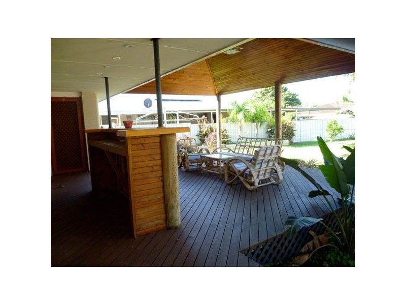9 Comet Street, Dudley Park WA 6210