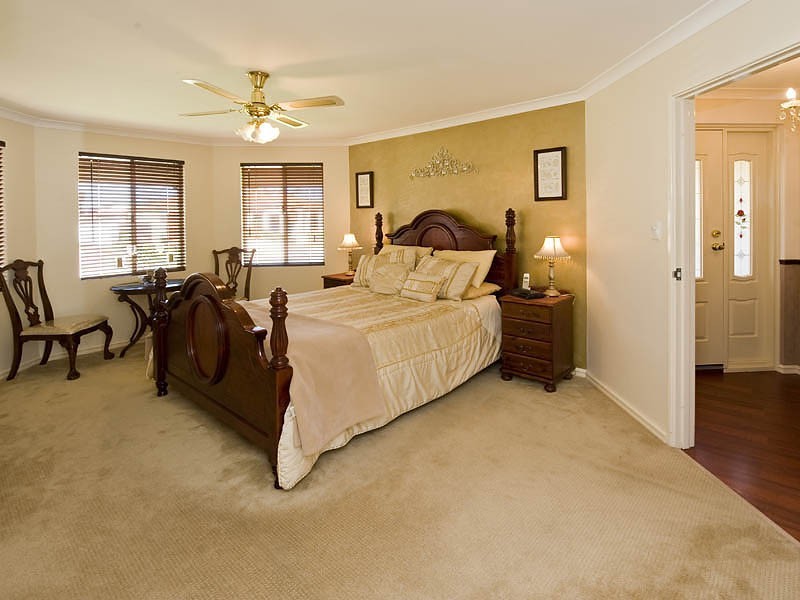 6 Latiano Green, Secret Harbour WA 6173