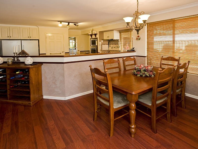 6 Latiano Green, Secret Harbour WA 6173