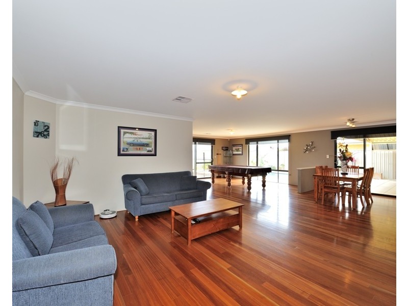 6 Yampi Vale, Secret Harbour WA 6173