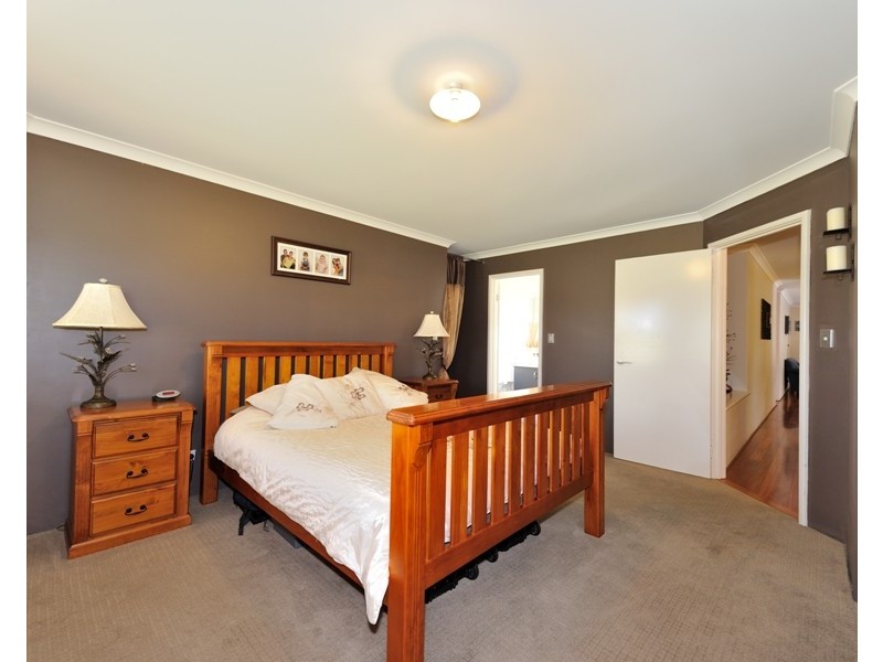 6 Yampi Vale, Secret Harbour WA 6173