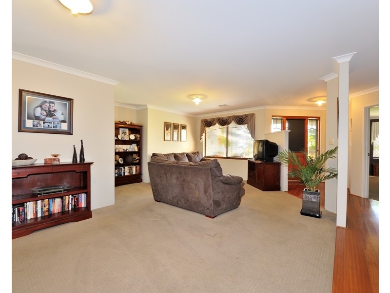 6 Yampi Vale, Secret Harbour WA 6173